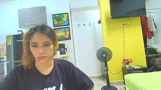 Alaiapink online show from 05-14-26, 01:34