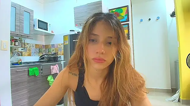Alaiapink online show from 05-14-26, 01:40