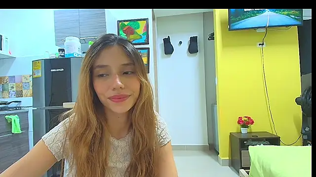 Alaiapink online show from 06-06-26, 03:11
