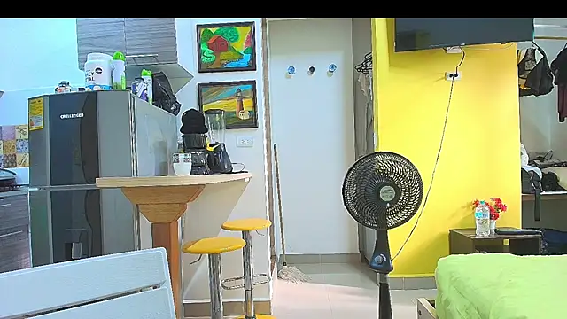 Alaiapink online show from 07-18-26, 08:45