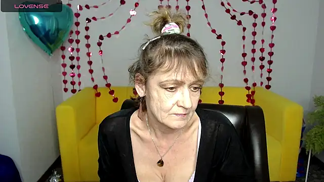 SexyGrandma  online show from 02-11-25, 03:29