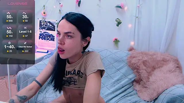 Holygirl  online show from 03-23-26, 02:15