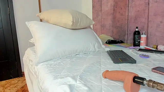 Annita001 online show from 01-12-26, 06:57