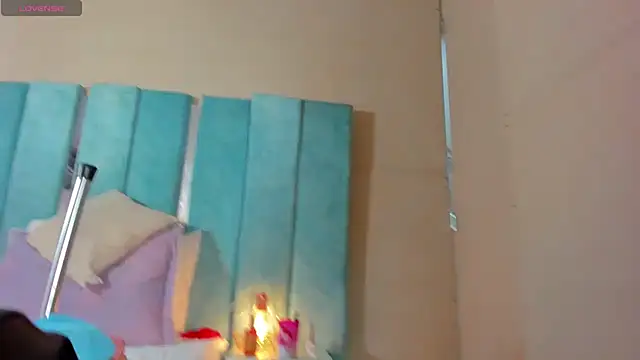 Annita001 online show from 06-25-26, 08:24