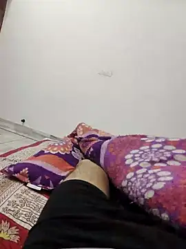 xmanrawan2 online show from 02-06-25, 05:19