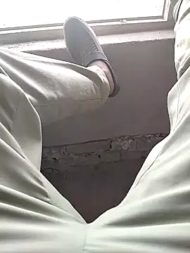 xmanrawan2 online show from 02-12-25, 09:31