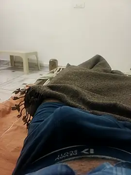 xmanrawan2 online show from 09-25-25, 05:16