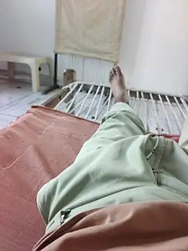 xmanrawan2 online show from 10-05-25, 04:00