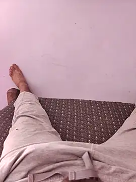 xmanrawan2 online show from 03-01-26, 07:43