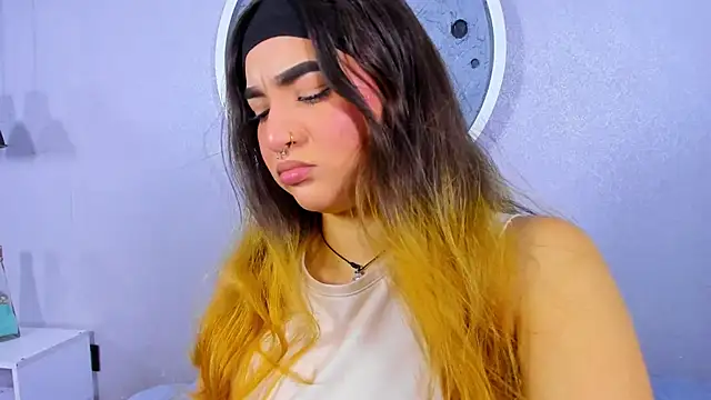 Shanntal  online show from 01-07-26, 08:00