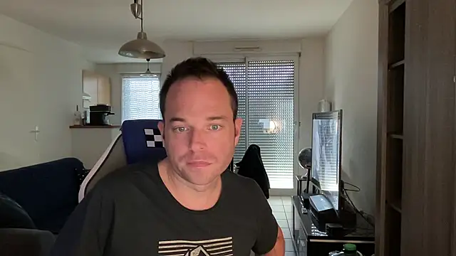 Funnyjul31 online show from 02-08-25, 03:10