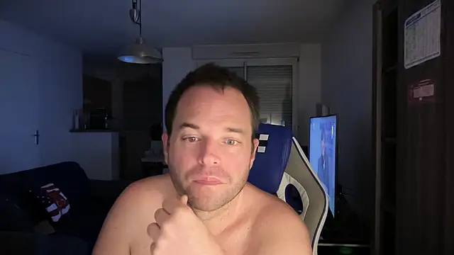 Funnyjul31 online show from 03-05-25, 07:06