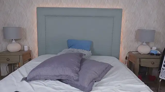 Snapshot of MillaBlis chatting on 03-03-25, 07:17 MillaBlis online show from 03-03-25, 07:17