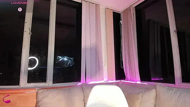 Little  Linda online show from 09-24-25, 03:43