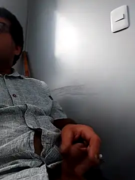 Deku160582 online show from 03-17-25, 02:01