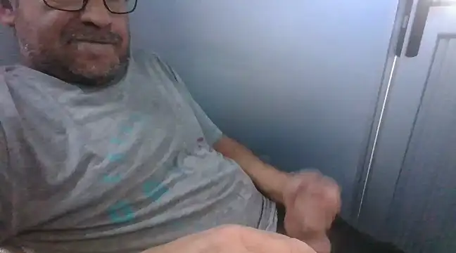 Deku160582 online show from 03-19-25, 02:13