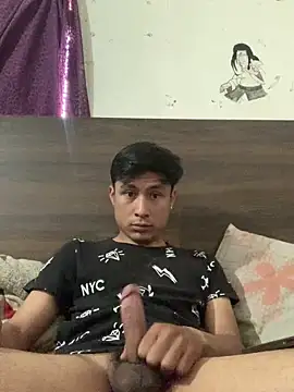 Snapshot of EduardoEspinoza12 chatting on 05-20-26, 04:13 EduardoEspinoza12 online show from 05-20-26, 04:13