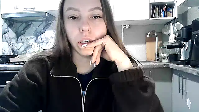 Misssweet s online show from 10-17-25, 06:16