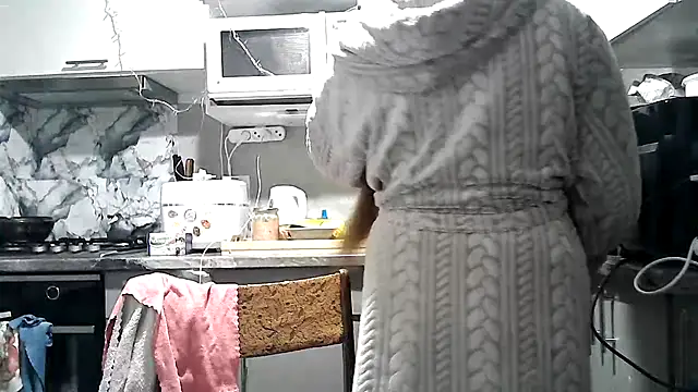 Misssweet s online show from 12-16-25, 04:50