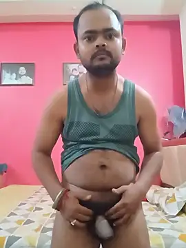 Snapshot of guavam65 chatting on 05-19-26, 04:13 guavam65 online show from 05-19-26, 04:13