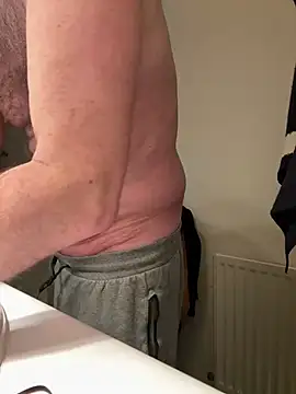 vincent1522 online show from 02-12-25, 07:23