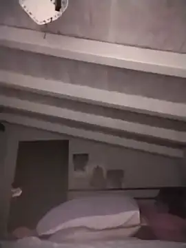 Snapshot of divinaerotica chatting on 03-09-25, 05:17 divinaerotica online show from 03-09-25, 05:17