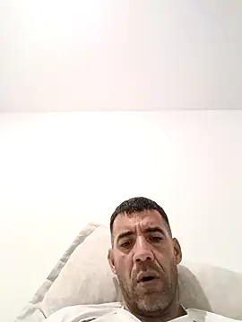 Snapshot of juanignacioargentino chatting on 02-22-25, 04:09 juanignacioargentino online show from 02-22-25, 04:09