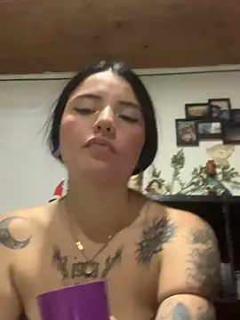 Alejandra md online show from 01-29-25, 02:51