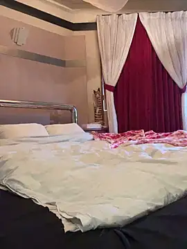 Snapshot of Yu0226 chatting on 02-12-25, 01:41 Yu0226 online show from 02-12-25, 01:41