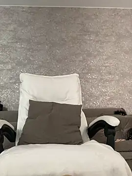 LillySquirtShot online show from 04-20-26, 11:17