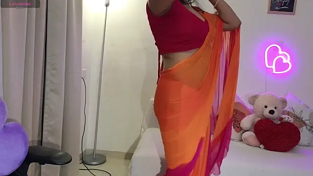 MISS MYRA online show from 03-27-26, 05:45