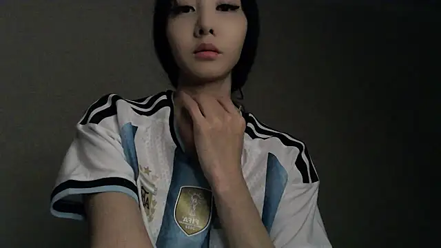 Fudzik0 online show from 06-12-26, 03:05