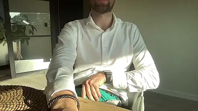 bullyboyy online show from 09-10-25, 03:56