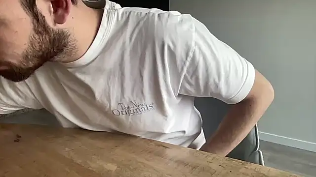 bullyboyy online show from 10-19-25, 11:33