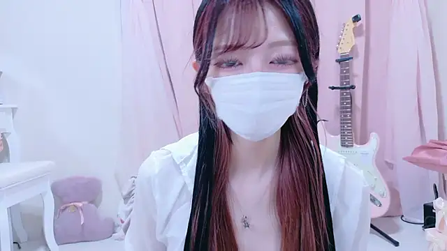 Megu-mimi online show from 10-11-25, 08:57