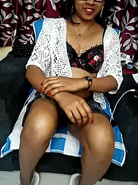 Snapshot of Cute_Jiyaa chatting on 02-15-25, 07:50 Cute Jiyaa online show from 02-15-25, 07:50