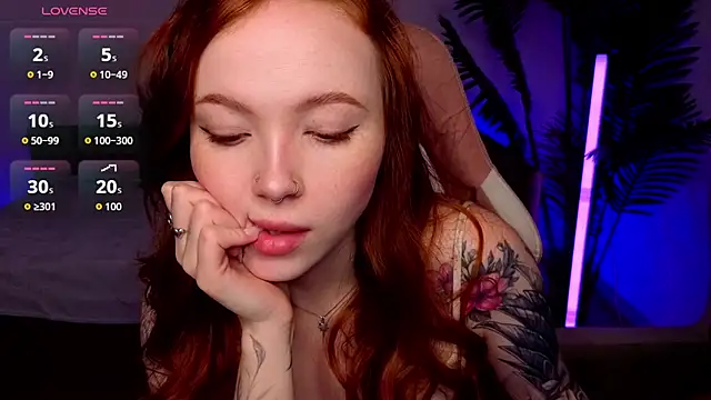 Maya Light online show from 03-28-26, 02:11