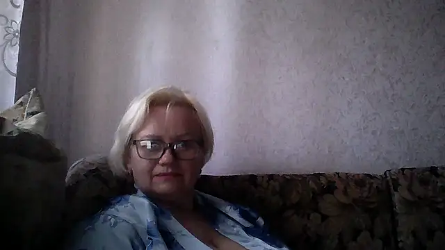 Snapshot of Mayya4321 chatting on 06-10-26, 06:23 Mayya4321 online show from 06-10-26, 06:23