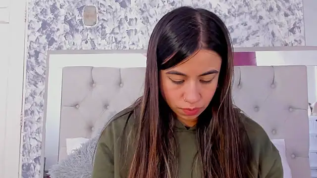 Ariana greenblat online show from 01-13-26, 04:45