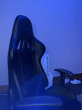 Snapshot of lucas_kazimm chatting on 03-12-25, 10:17 lucas kazimm online show from 03-12-25, 10:17