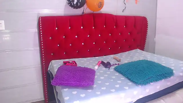 Ariasmithog online show from 10-20-25, 01:00