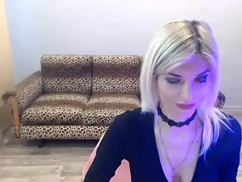 SexyBeatriice online show from 11-29-25, 07:22