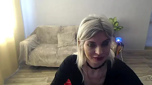 SexyBeatriice online show from 03-15-26, 07:25