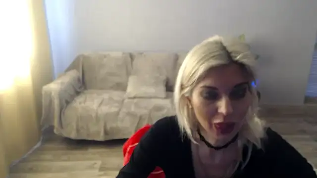 SexyBeatriice online show from 03-26-26, 07:25