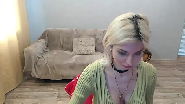 SexyBeatriice online show from 04-20-26, 06:27