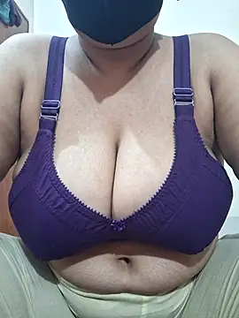 Snapshot of sona-pakhi01 chatting on 10-23-25, 06:39 sona-pakhi01 online show from 10-23-25, 06:39