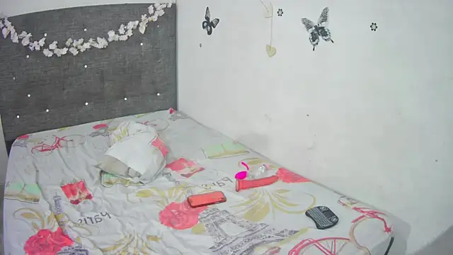 Snapshot of rous_daniela01 chatting on 02-12-25, 12:37 rous daniela01 online show from 02-12-25, 12:37