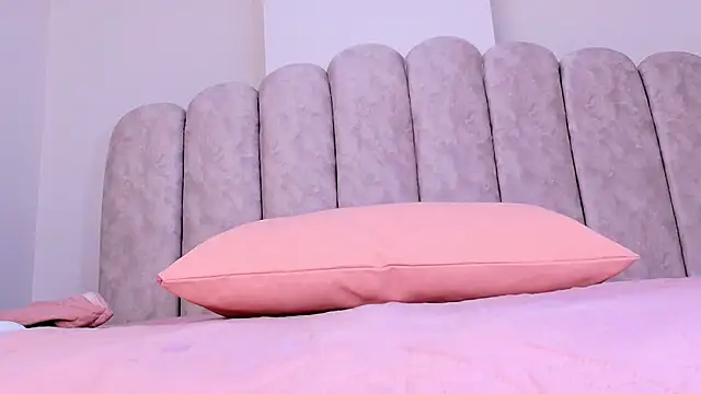 sharlott miller online show from 01-09-26, 12:08