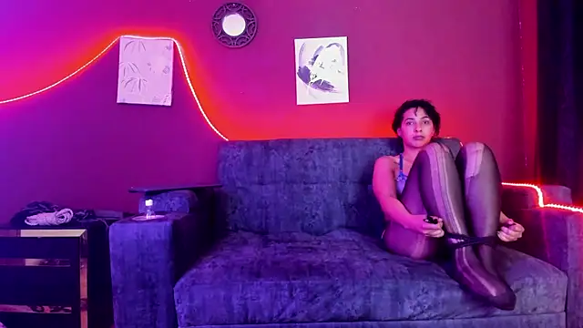 SOPHI WOLFF online show from 03-06-25, 01:27