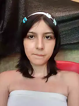 Maiden-Hot online show from 02-08-25, 07:38